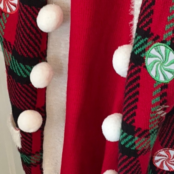 United States Sweaters Red and White Christmess Knit Vest - Picture 3 of 5